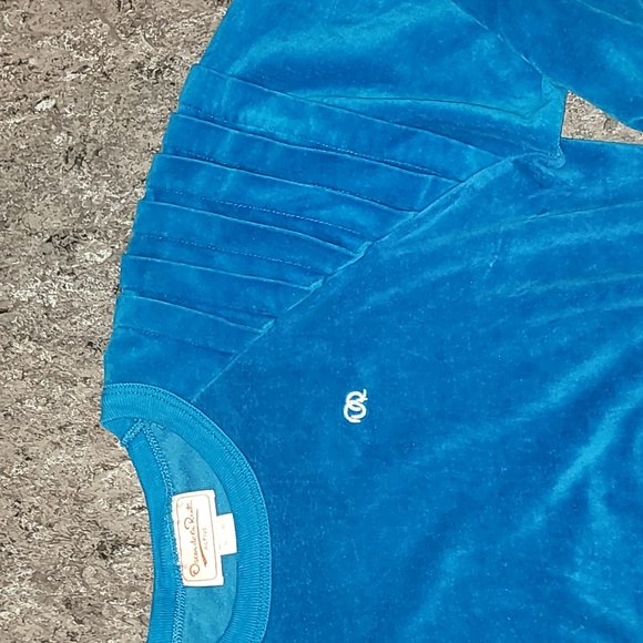 Vintage. Made in USA. Oscar de la Renta. Active. Velour. Crewneck. Women's M - Picture 7 of 16